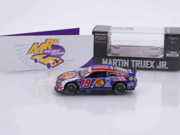 Lionel Racing C192265SALMT # Toyota Camry NASCAR 2022 " Martin Truex Jr. - Bass Pro Shops Salutes / Patriotic " 1:64