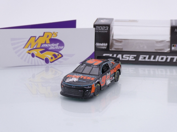 Lionel Racing CX92365HOOCL # Chevrolet Camaro ZL 1 NASCAR 2023 " Chase Elliott - Hooters 40th Anniversary " 1:64