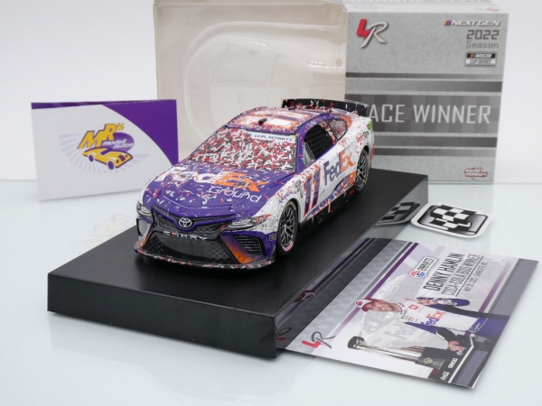 Lionel Racing W112223FEGDHM # Toyota Camry NASCAR 2022 " Denny Hamlin - FedEx Ground Charlotte Coke 600 Race Winner " 1:24