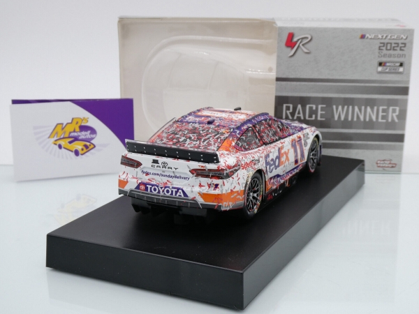 Lionel Racing W112223FEGDHM # Toyota Camry NASCAR 2022 " Denny Hamlin - FedEx Ground Charlotte Coke 600 Race Winner " 1:24