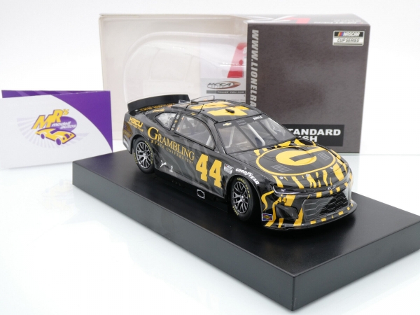 Lionel Racing C442223GSUGB # Chevrolet Camaro ZL1 NASCAR 2022 " Greg Biffle - Grambling State University " 1:24