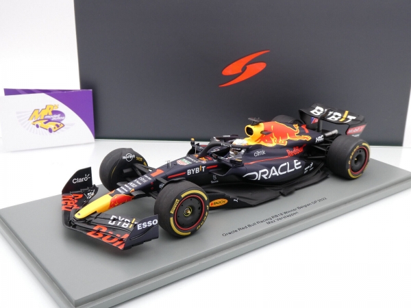 Mrs Modellautos - Spark 18S772 # Red Bull RB18 F1 Nr.1 Sieger