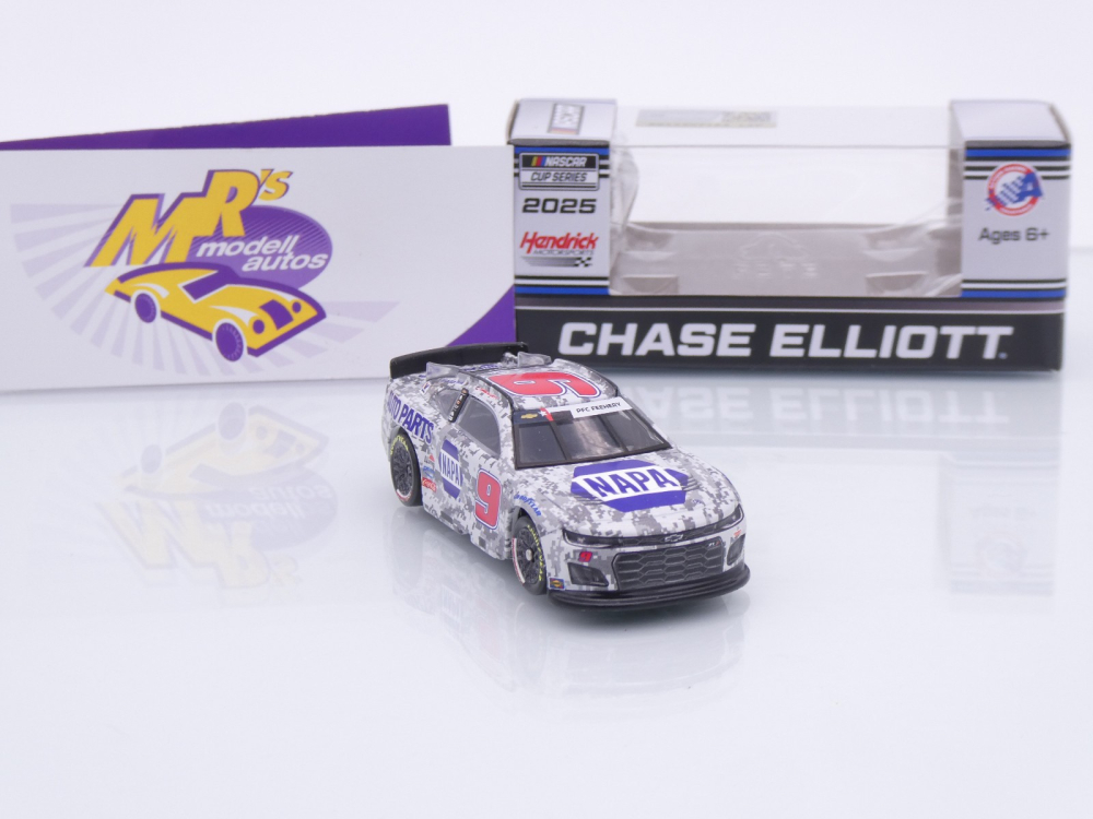 Lionel Racing CX92565SALCL # Chevrolet Camaro NASCAR 2025 " Chase Elliott - NAPA Salutes " 1:64