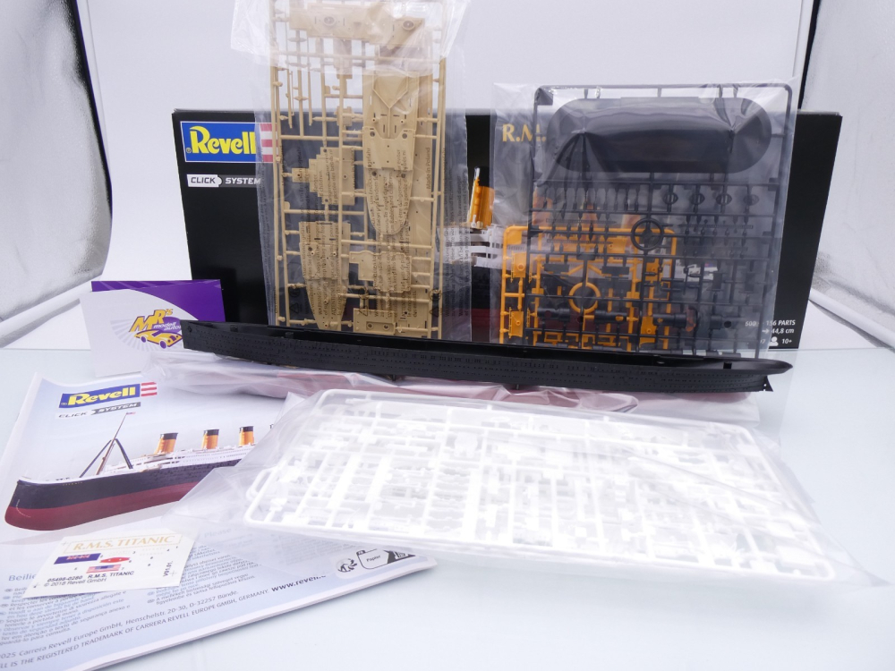 Revell 05497 # R.M.S. Titanic Luxusschiff 1:600 Bausatz
