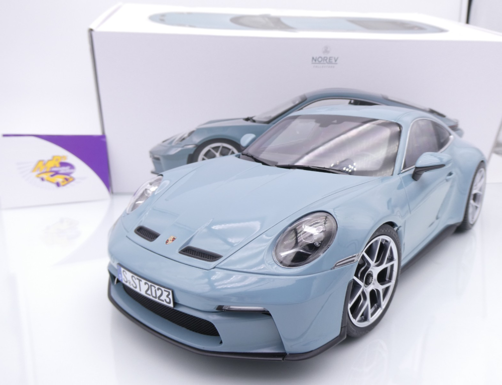 Norev 127550 # Porsche 911 (992) S/T Coupe Baujahr 2023 " meissenblau " 1:12