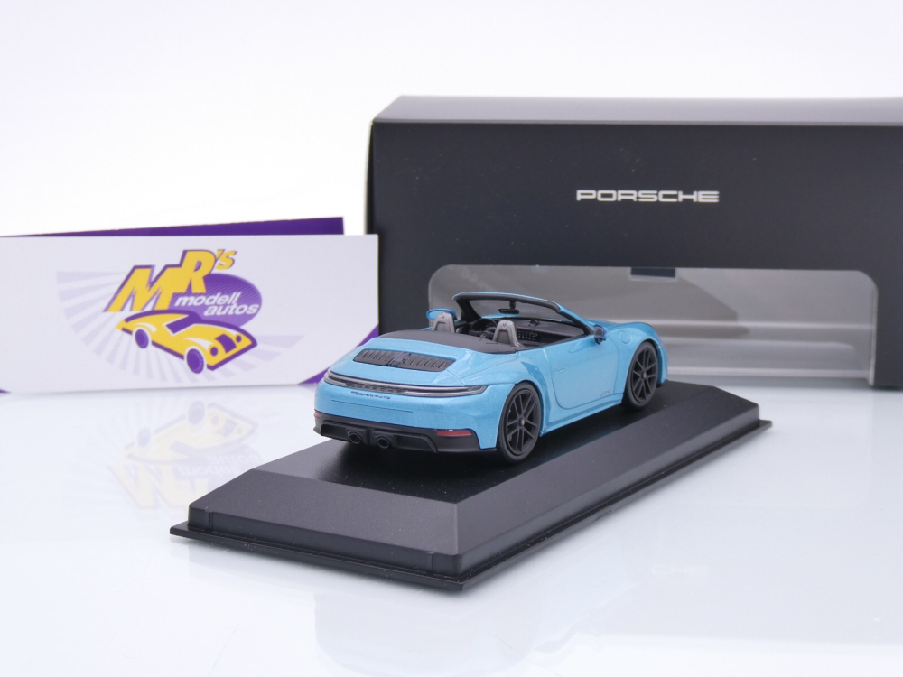 Minichamps WAP0200310SCPE # Porsche 911 (992 II) Carrera 4 GTS Cabrio Baujahr 2024 " ipanemablaumetallic " 1:43