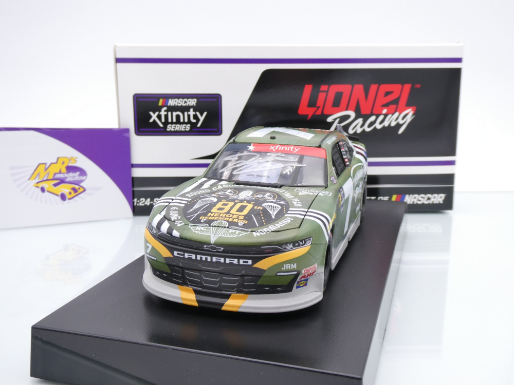 Lionel Racing NX72423SALAGAUT # Chevrolet Camaro NASCAR Xfinity 2024 " Justin Allgaier - Hellmanns's RCPT Salutes / Patriotic " mit Autogramm 1:24