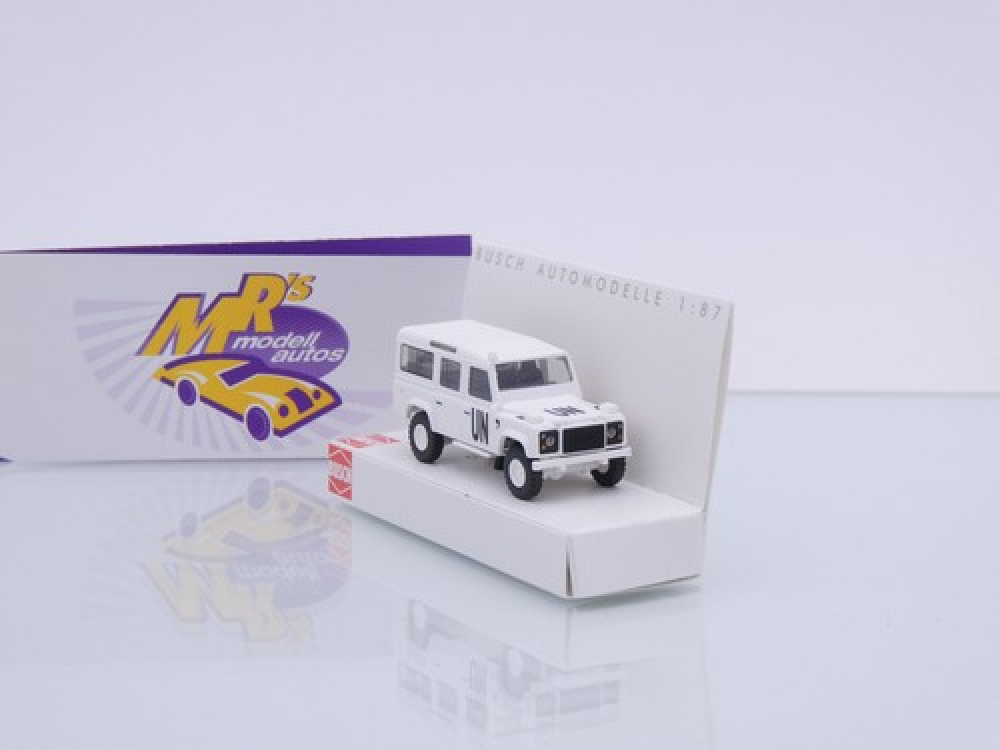 Busch 50331 # Land Rover Defender 110 Einsatzwagen " UN United Nations " 1:87