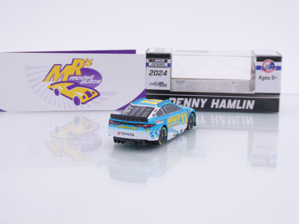 Lionel Racing C112465MAVDH # Toyota Camry NASCAR 2024 " Denny Hamlin - Mavis Tires & Brakes " 1:64