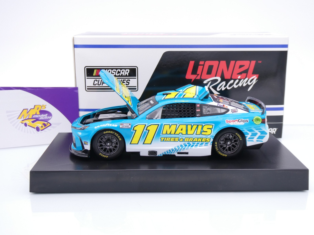 Lionel Racing C112423MAVDH # Toyota Camry NASCAR 2024 " Denny Hamlin - Mavis Tires & Brakes " 1:24