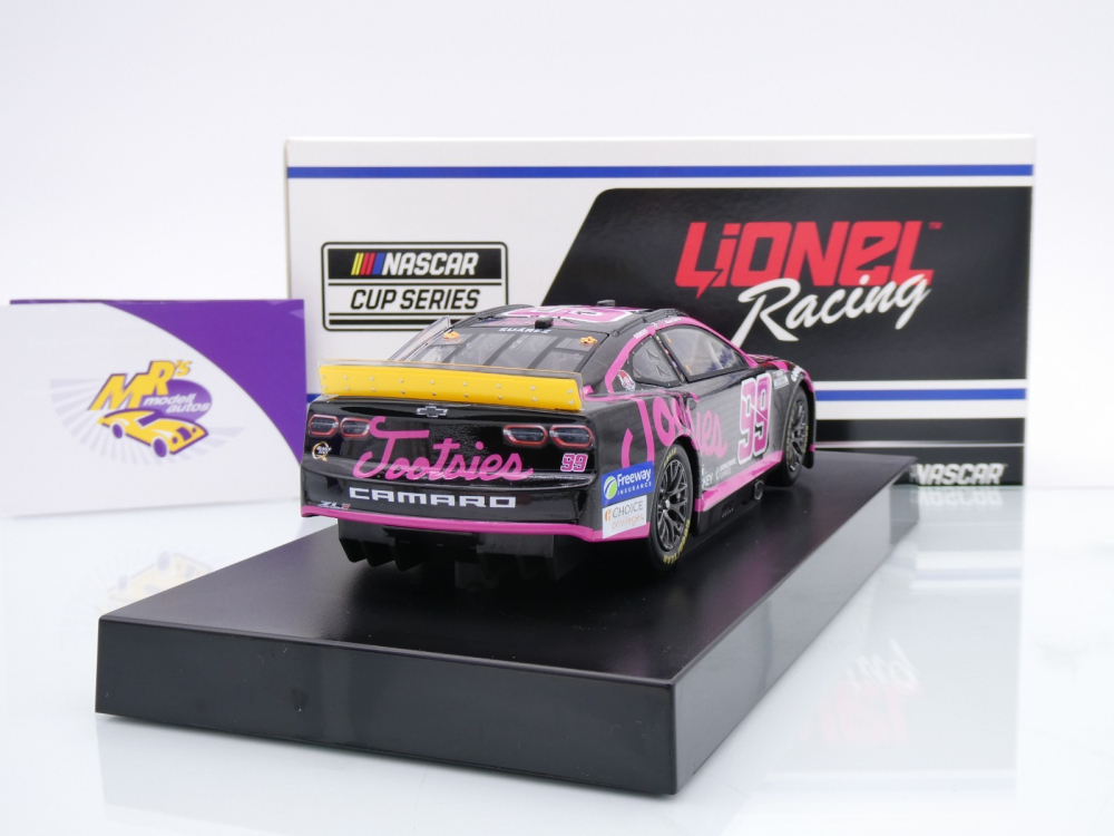 Lionel Racing C992423TOPDZ # Chevrolet Camaro NASCAR 2024 " Daniel Suarez - Tootsies Pink " 1:24