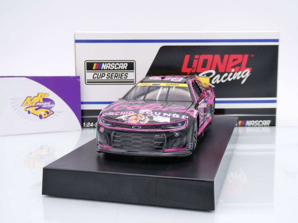 Lionel Racing C992423TOPDZ # Chevrolet Camaro NASCAR 2024 " Daniel Suarez - Tootsies Pink " 1:24