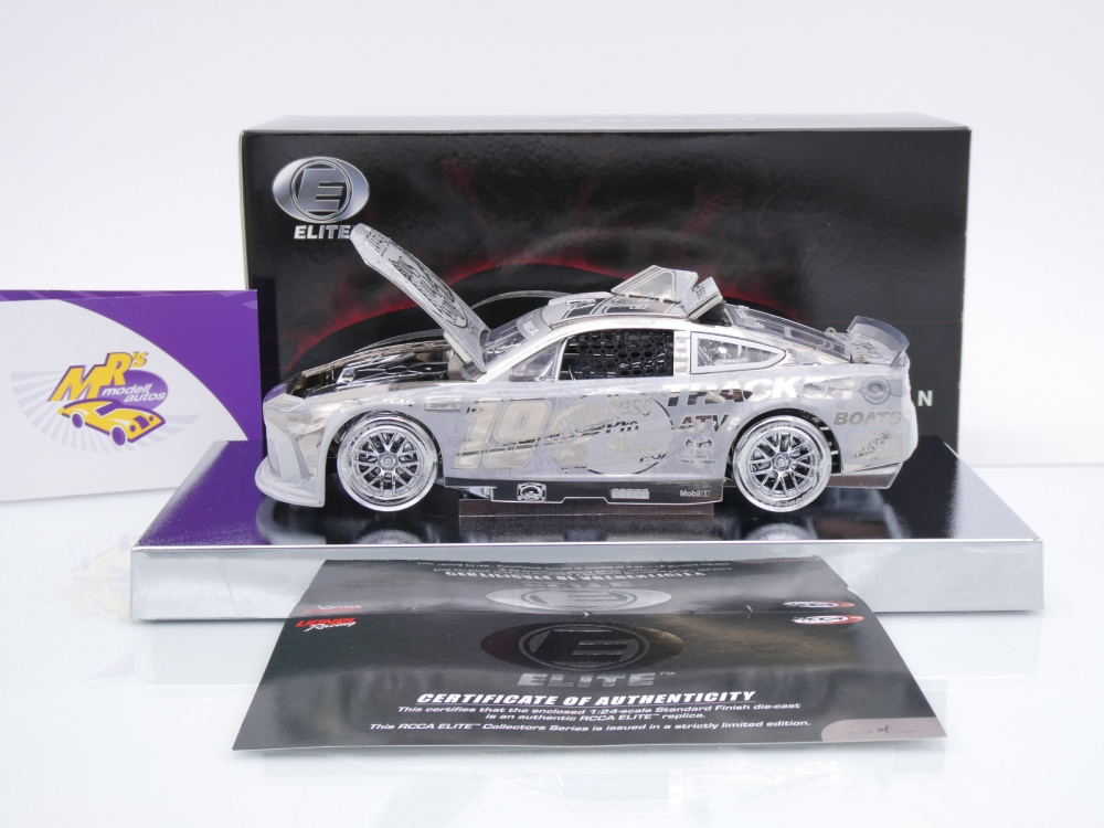 Lionel Racing C192422BPSMTICON # Toyota Camry NASCAR 2024 " Martin Truex Jr. - Bass Pro Shops ICON " 1:24