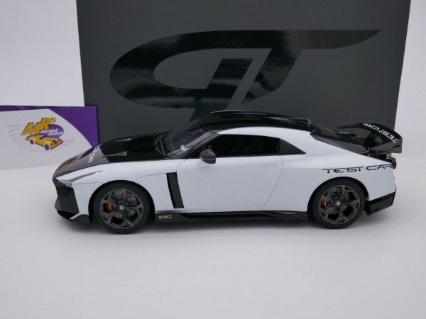 GT Spirit GT853 # NISSAN GT-R50 Test Car Baujahr 2020 " weiß-schwarz " 1:18