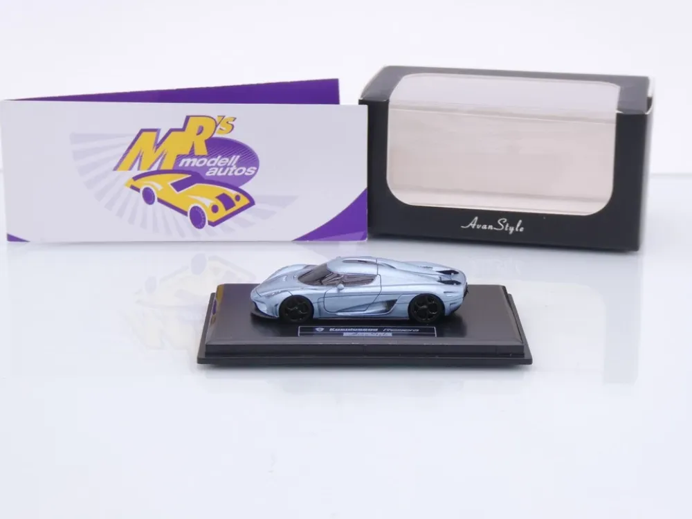 FrontiArt Avan Style HO-30 # Koenigsegg Regera Baujahr 2016 " hellblaumetallic " 1:87