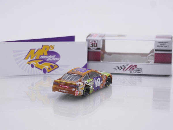 Lionel Racing C182165MMHKB # Toyota Camry NASCAR 2021 " Kyle Busch - M&M's Halloween " 1:64