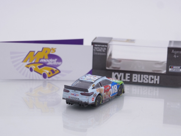 Lionel Racing W182265MMYKBE # Toyota Camry NASCAR 2022 " Kyle Busch - M&M's Crunchy Cookie Bristol Dirt Race Winner (60th Career Win)  " 1:64