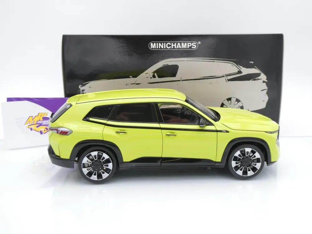 Minichamps 110023302 # BMW XM (G09) SUV Baujahr 2023 " Sao Paulo Gelb " 1:18