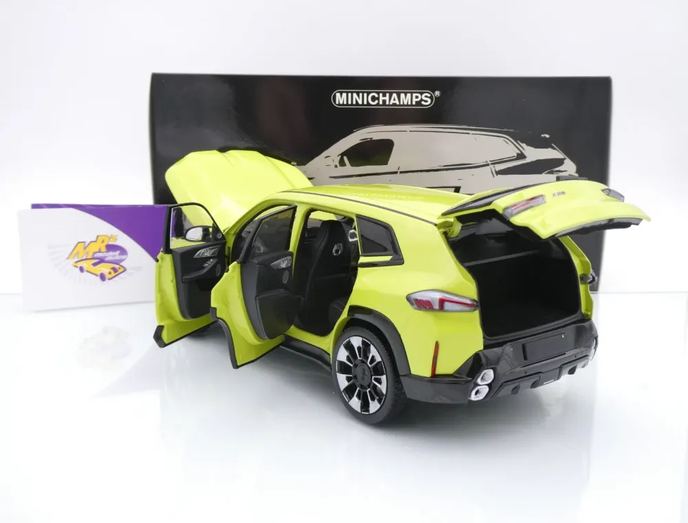 Minichamps 110023302 # BMW XM (G09) SUV Baujahr 2023 " Sao Paulo Gelb " 1:18