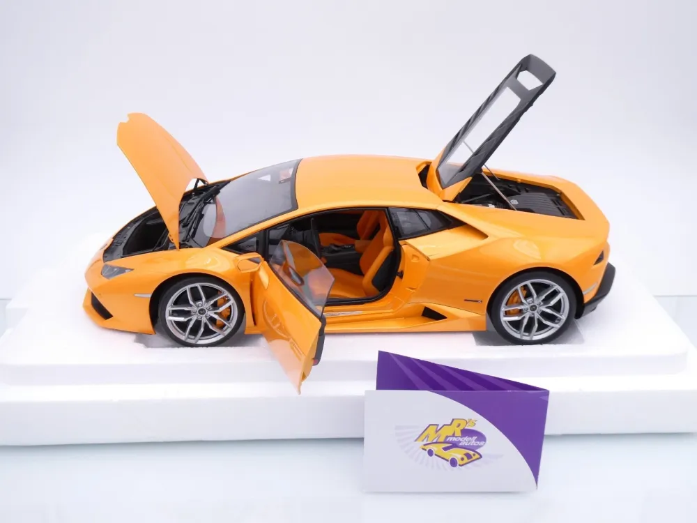 AUTOart 12098 # Lamborghini Huracan LP610-4 Baujahr 2014 " Arancio Borelais " 1:12