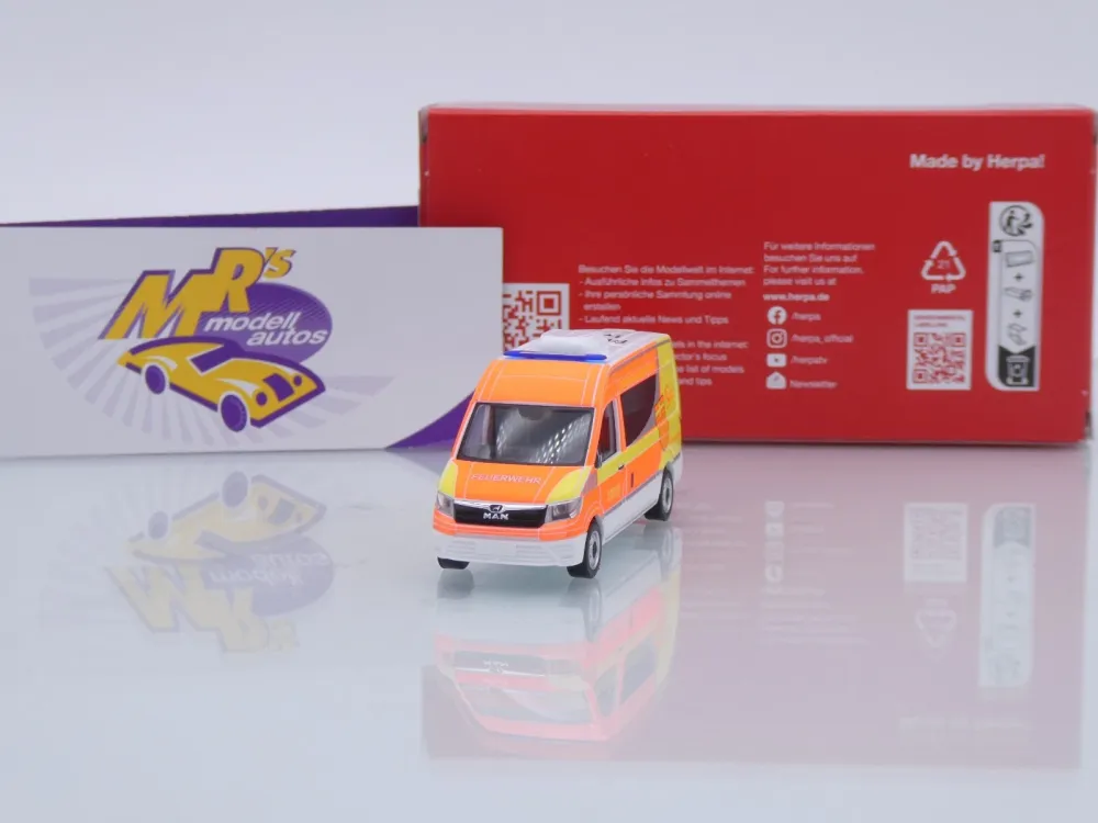 Herpa 098816 # MAN TGE Halbbus HD Einsatzwagen " Feuerwehr Paderborn 112 " 1:87