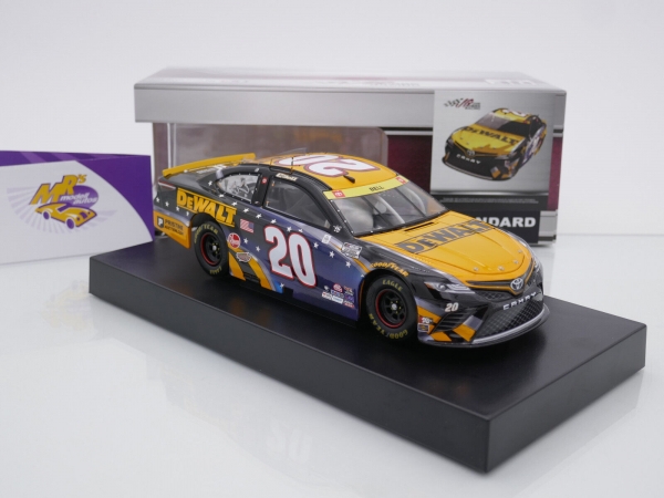 Lionel Racing C202123DWACD # Toyota NASCAR 2021 " Christopher Bell - DeWalt " 1:24