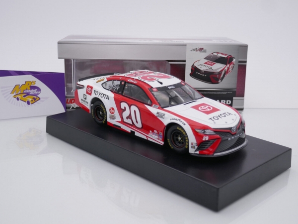 Lionel Racing C202123TOYCD # Toyota NASCAR 2021 " Christopher Bell - Toyota " 1:24