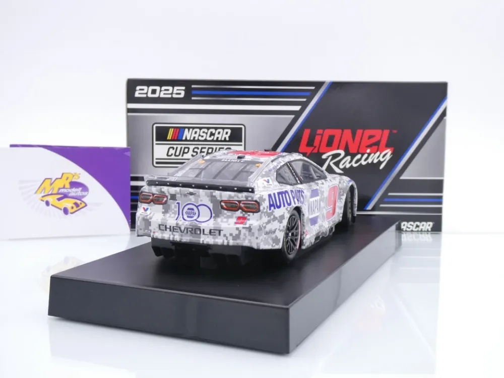 Lionel Racing CX92523SALCL # Chevrolet Camaro NASCAR 2025 " Chase Elliott - NAPA Salutes " 1:24