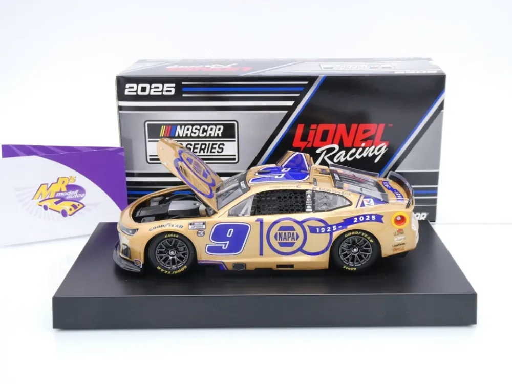 Lionel Racing CX92523NANCL # Chevrolet Camaro NASCAR 2025 " Chase Elliott - NAPA Gold " 1:24