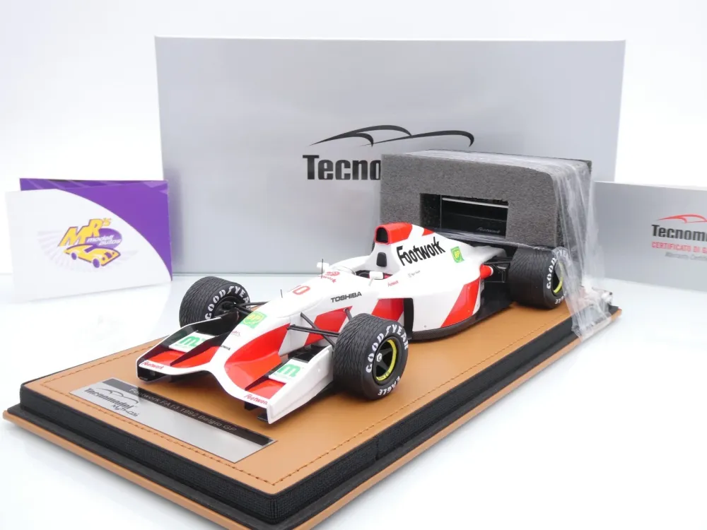 Tecnomodel TM18-375C # Footwork FA13 F1 #10 Belgien GP 1992 " Aguri Suzuki " 1:18