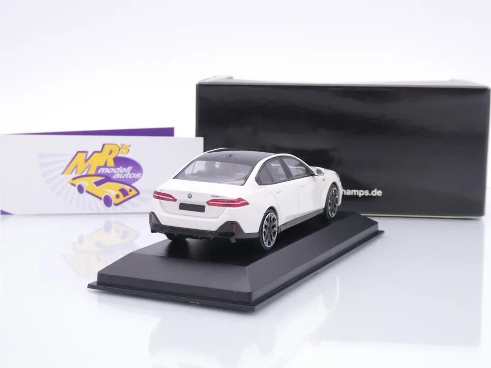 Minichamps 410024102 # BMW i5 G60 Limousine Baujahr 2024 " Mineralweißmetallic " 1:43