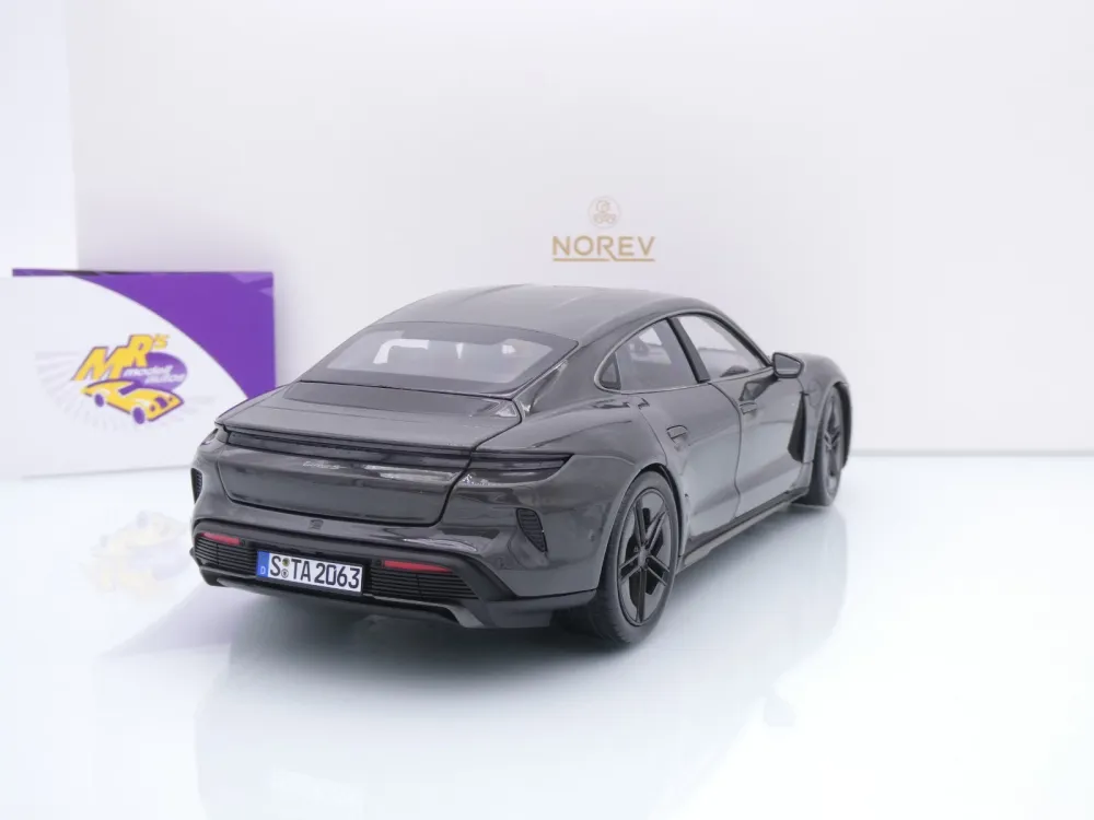 Norev 187654 # Porsche Taycan Turbo S Baujahr 2024 " Schiefergrau Neo " 1:18