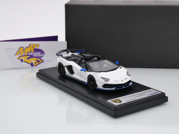 Look Smart LS501XA # Lamborghini Aventador SVJ Baujahr 2022 " Bianco Asopo " 1:43