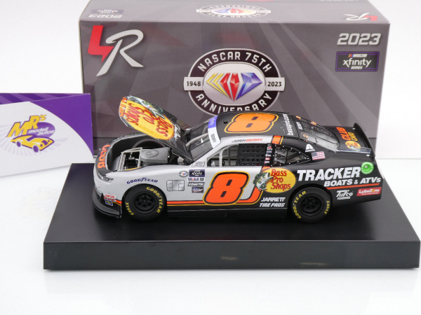 Lionel Racing NX82323BPSJP # Chevrolet Camaro NASCAR Xfinity 2023 " Josh Berry - Bass Pro Shops " 1:24