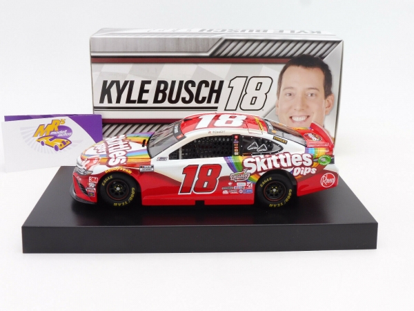 Lionel Racing C182023SQKB # Toyota NASCAR 2020 " Kyle Busch - Skittles Dips " 1:24