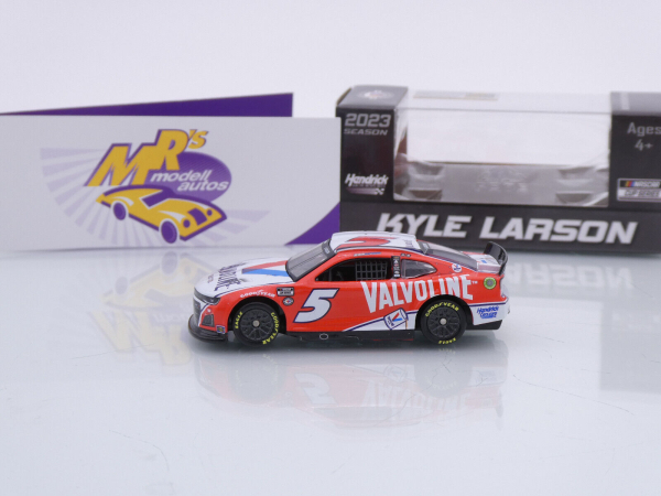 Lionel Racing CX52365VALKL # Chevrolet Camaro ZL1 NASCAR 2023 " Kyle Larson - Valvoline Motor Oil " 1:64