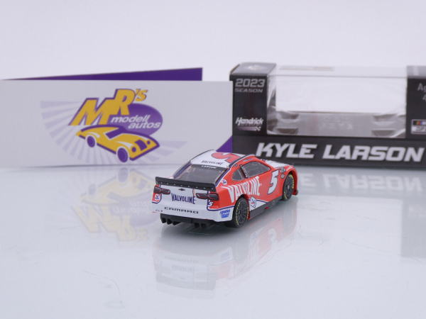 Lionel Racing CX52365VALKL # Chevrolet Camaro ZL1 NASCAR 2023 " Kyle Larson - Valvoline Motor Oil " 1:64