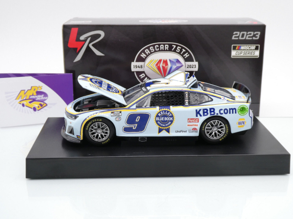 Lionel Racing CX92323KBBCL # Chevrolet Camaro ZL1 NASCAR 2023 " Chase Elliott - Kelley Blue Book " 1:24