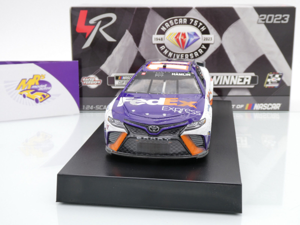 Lionel Racing W112323FEXDHW # Toyota Camry NASCAR 2023 " Denny Hamlin - FedEx Express Kansas Spring Race Winner " 1:24