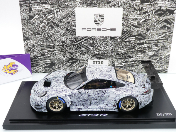 Spark WAP0212740RGT3 # Porsche 911 (992) GT3 R Testcar Baujahr 2022 " Erlkönig Design " 1:18
