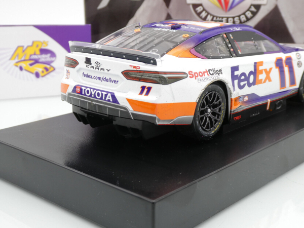 Lionel Racing W112323FEXDHW # Toyota Camry NASCAR 2023 " Denny Hamlin - FedEx Express Kansas Spring Race Winner " 1:24
