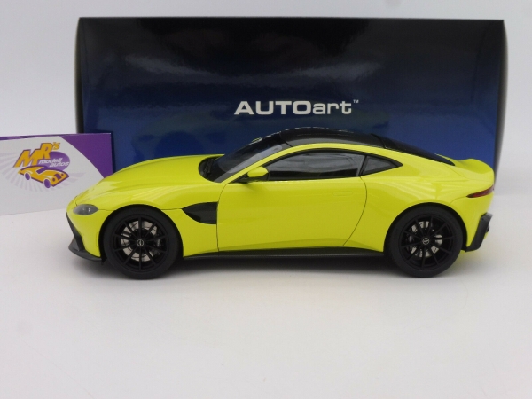 AUTOart 70279 # Aston Martin Vantage Coupe Baujahr 2019 " Lime Essence " 1:18