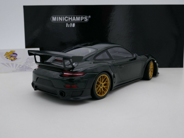 Minichamps 155068306 # Porsche 911 GT2 RS (991.2) Weissach Package Baujahr 2018 " dunkelgrün-carbon " 1:18