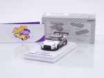 Kyosho 07131LW # Nissan NISMO Skyline GT-R (R35) GT3 MOTN " Presentation " 1:64