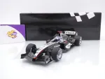 Minichamps 530041805 # McLaren MP4/19 F1 #5 Formel 1 2004 " David Coulthard " 1:18
